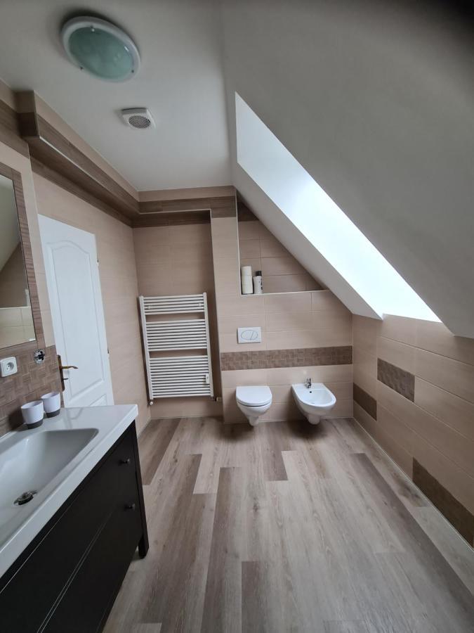 Luxusni Mezonetovy Apartman Bellevue - Novy Benecko Eksteriør billede